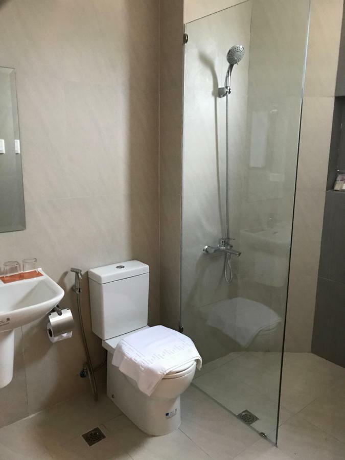 Maxx Hotel Ortigas Pasig City Экстерьер фото